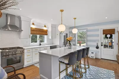 492 W Elm Street, Yarmouth, ME 04096 - Photo 10
