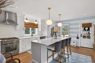 492 W Elm St, Yarmouth, ME 04096 - Photo 10