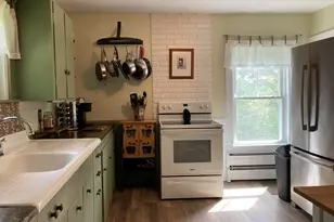 29 Prescott St, Rockland, ME 04841 - Photo 8