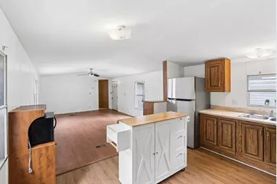 52 Summer Street, Mechanic Falls, ME 04256 - Photo 12