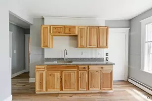 166 Bartlett St, Lewiston, ME 04240 - Photo 2