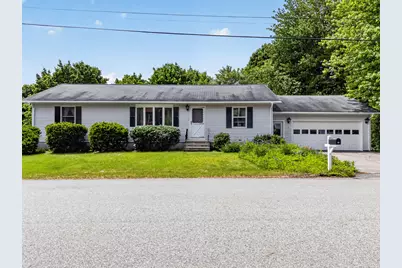 15 Owen Street, Lewiston, ME 04240 - Photo 2