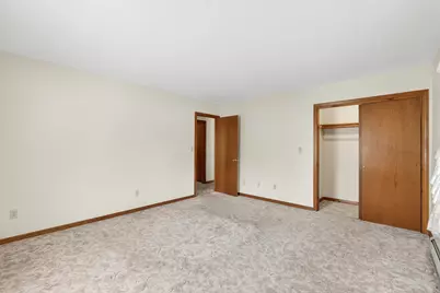 15 Owen Street, Lewiston, ME 04240 - Photo 20