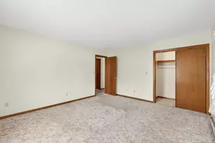 15 Owen St, Lewiston, ME 04240 - Photo 20