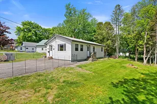 29 Wilson St, Old Town, ME 04468 - Photo 2