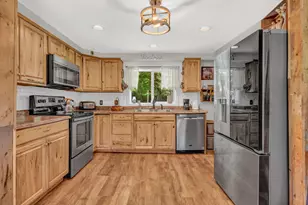 10 Highland Ridge Dr, Hampden, ME 04444 - Photo 42