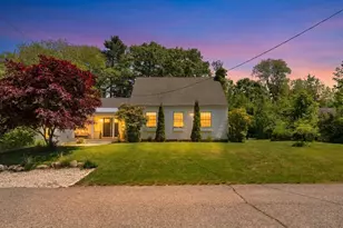 27 Glenhaven Cir E, Saco, ME 04072 - Photo 2
