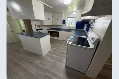 15 Pleasant Street, Dexter, ME 04930 - Photo 6