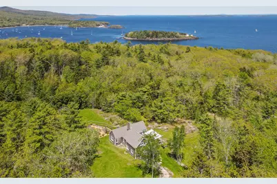 168 Chestnut Street, Camden, ME 04843 - Photo 2