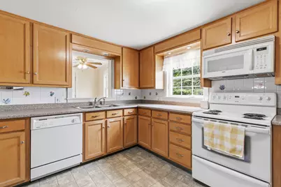 69 Railroad Avenue, Sanford, ME 04083 - Photo 12