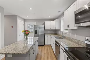87 Chesley Ave, Portland, ME 04103 - Photo 16