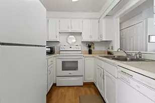 2 Ashbourne Ct, South Portland, ME 04106 - Photo 10