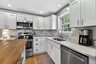 13 Crabtree Dr, Topsham, ME 04086 - Photo 4