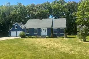 20 Rowdy Ln, Burnham, ME 04922 - Photo 2