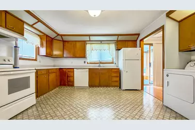 116 Center Street, Van Buren, ME 04785 - Photo 4