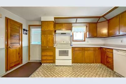 116 Center Street, Van Buren, ME 04785 - Photo 2