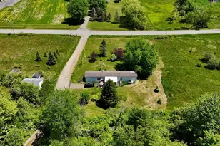 8 Country Ln, Saint Albans, ME 04971 - Photo 2