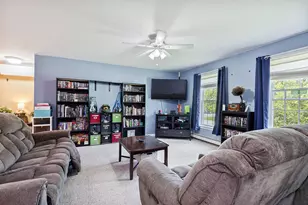 5 Howard Cir, Sidney, ME 04330 - Photo 16
