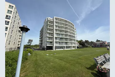 221 E Grand Avenue #8F, Old Orchard Beach, ME 04064 - Photo 2
