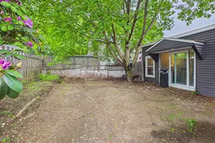38 Mary Carroll St, Auburn, ME 04210 - Photo 4