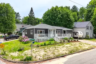 38 Mary Carroll St, Auburn, ME 04210 - Photo 2