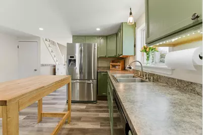 51 Dow Avenue, Lewiston, ME 04240 - Photo 8