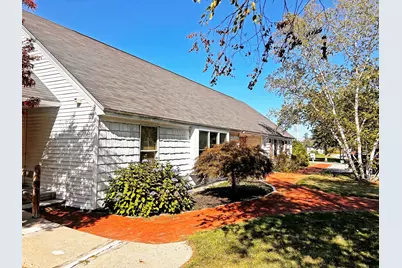 2 Medical Center #3, Biddeford, ME 04005 - Photo 2
