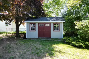 42 Waldo St, Millinocket, ME 04462 - Photo 2
