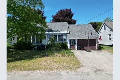 42 Waldo Street, Millinocket, ME 04462 - Photo 4