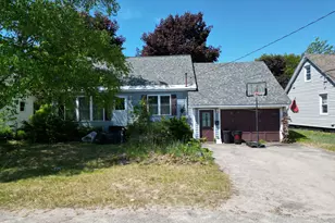 42 Waldo St, Millinocket, ME 04462 - Photo 4