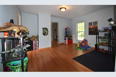 265 Hunnewell Avenue, Pittsfield, ME 04967 - Photo 14
