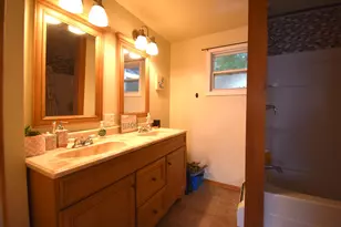 265 Hunnewell Ave, Pittsfield, ME 04967 - Photo 20
