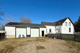 22 Shackford St, Eastport, ME 04631 - Photo 6