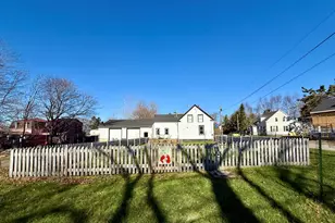 22 Shackford St, Eastport, ME 04631 - Photo 2