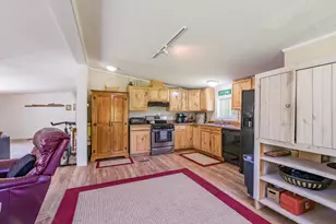 56 Ulmer St, Rockland, ME 04841 - Photo 10