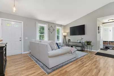 211 Broadturn Road, Scarborough, ME 04074 - Photo 4