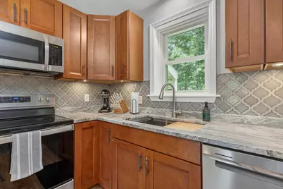 211 Broadturn Road, Scarborough, ME 04074 - Photo 8