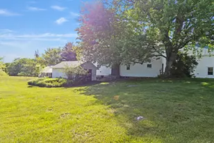 434 Main St, Oxford, ME 04270 - Photo 10