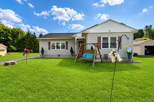15 Lamothe Ave, Biddeford, ME 04005 - Photo 2