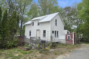 11 Woodland Ave, Mexico, ME 04257 - Photo 2