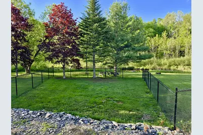31 Hancock Street, Dover Foxcroft, ME 04426 - Photo 4
