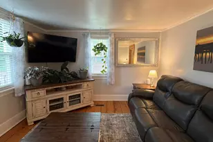 10 Danforth St, Wiscasset, ME 04578 - Photo 16