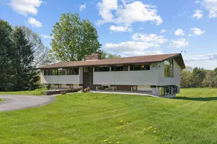 98 Field Rd, Falmouth, ME 04105 - Photo 2