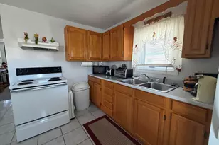 168 Pleasant Ave, Madawaska, ME 04756 - Photo 14