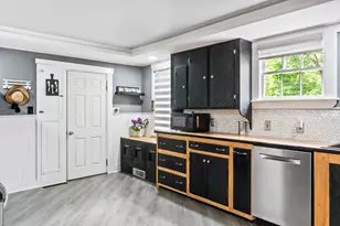 56 Federal St, Wiscasset, ME 04578 - Photo 8