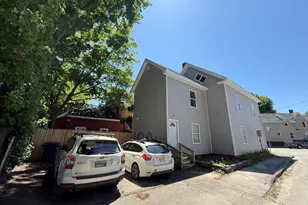 35 Pine St, Auburn, ME 04210 - Photo 2