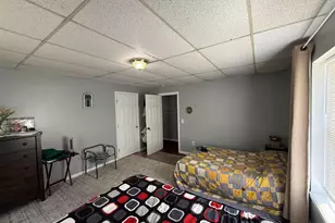 35 Pine St, Auburn, ME 04210 - Photo 20
