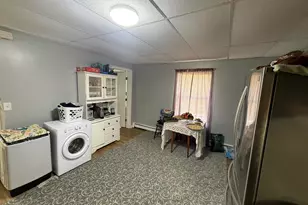 35 Pine St, Auburn, ME 04210 - Photo 10