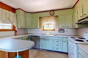 642 River Rd, Greene, ME 04236 - Photo 8