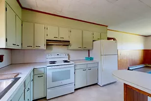 642 River Rd, Greene, ME 04236 - Photo 10